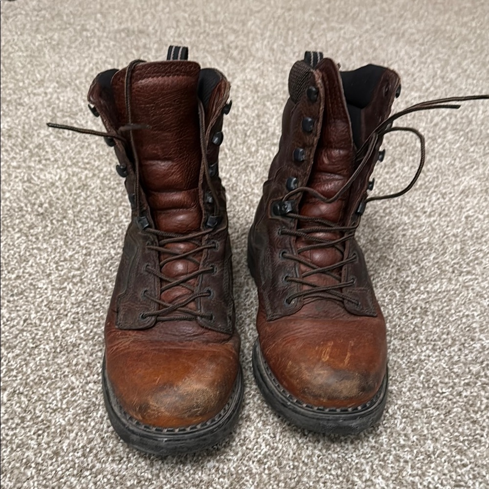 Mens Red wing boots Size 9